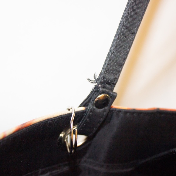 Disney Alice in Wonderland Vintage Shoulder Bag 🦋🤍 - Picture 10 of 12